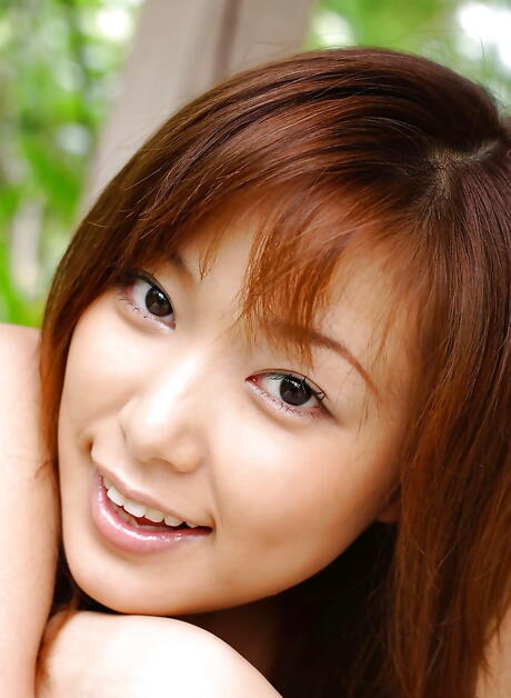 Sexy japanese cutie Yua Aida in hot hot bikini