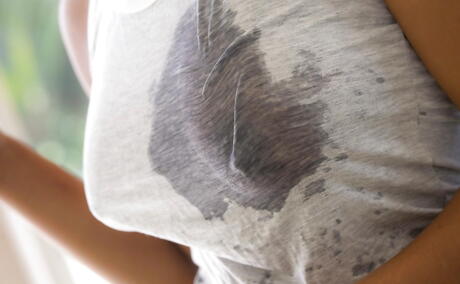 驚艷少女珍娜福克斯 (Jenna Fox) 秀出性感翹臀