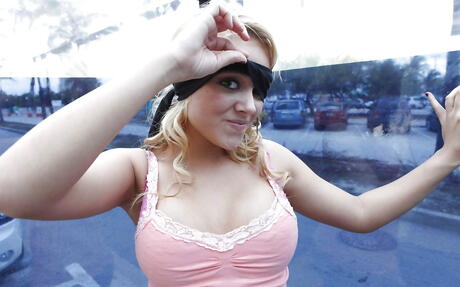 Appealing american blonde Alexis Monroe exhibits big boobs and sexy butt 