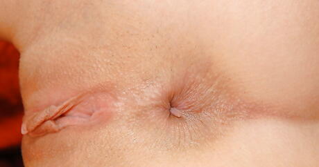 Sexet russisk blondine milf Cherry Jul laver nogle hot fod fetish action