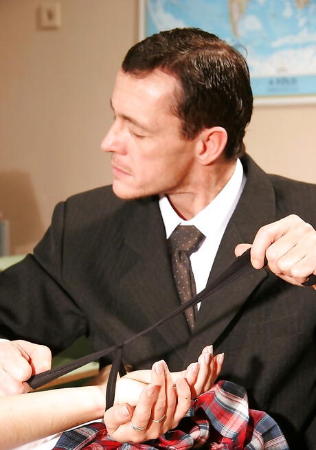 Sexy girls Angell Summers and Melyssa in hardcore group sex with anal scene 