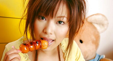 Sexy japanese Yua Aida exhibits big boobies and spreads her legs 