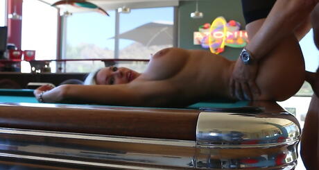 Superb american blonde wife Sandra Otterson fucked after hot blowjob 