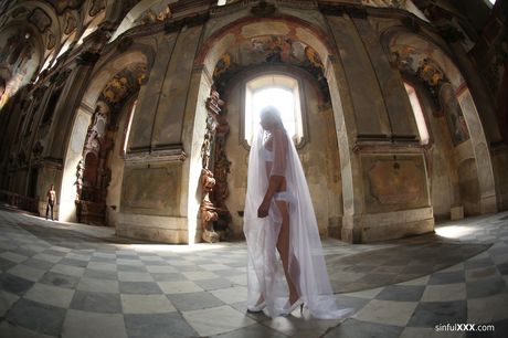 Blonde Czech Violette Pink gets her pussy licked out and dicked