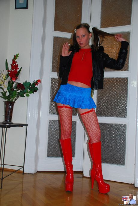 Delicate girl Gita Blonde gets her pussy penetrated