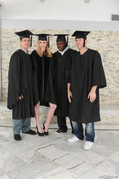 Amazing Mallory Fox in nice skirt revealing her butt and pussy 