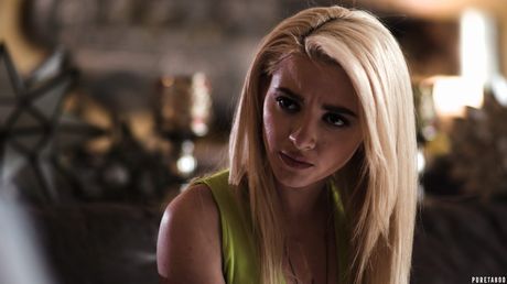 Inked american blond Laura gets her hairy pussy licked and screwed by a stud