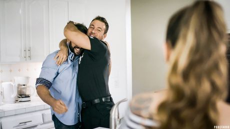 優秀的美國美女 Bobbi Dylan 得到了她男朋友的徹底幹練和中出