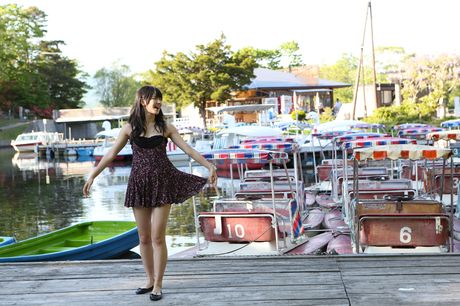 Asian covergirl Airi Suzuki reveals her petite tits and exhibits her nudity in the street