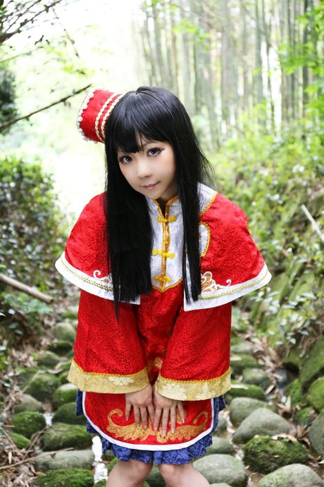 A: Higurashi Rin is a Japanese babe who loves to get naked outdoors