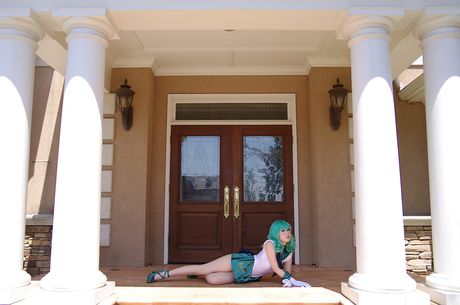 アジアの美女は縛られるのが大好きな従順な女性です