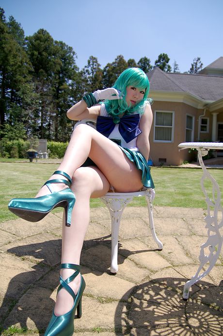 Den asiatiske skønhed er en underdanig, der elsker at blive bundet