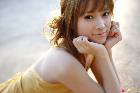 Hot Asian teen Eri Kamei flaunts her hot body in a red dress