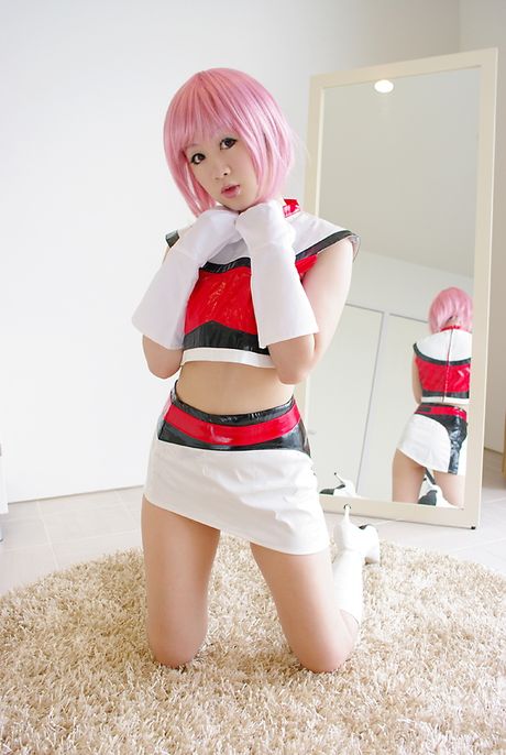 亞洲寶貝 Shino Kinbaku 被繩索捆綁