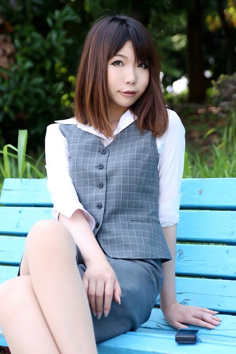 Asian girl Higurashi Rin gets naked on a table in a kitchen