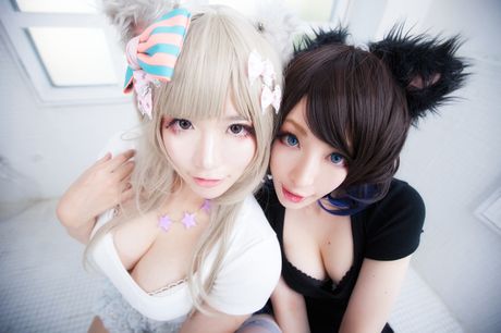 アジアのカバーガール、うさぎちゃんとゆきAちゃんがキツネ耳をつけてレズビアンセックス