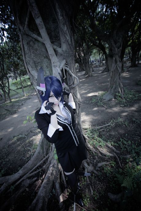 アジアの美女うさぎはコルセット姿で赤い唇をしながらオマンコを露出している