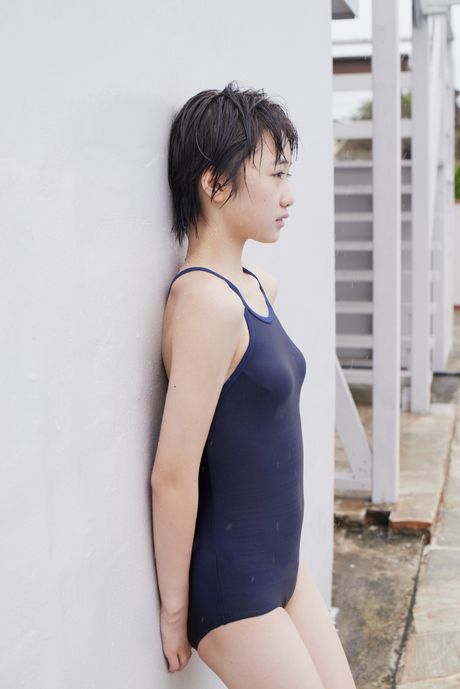 Asian beauty Haruka Kudo shows her nice tits and poses in a solo