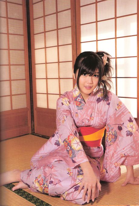 Asian girl Miyazaki Miho removes her bikini and demonstrates her amazing melons