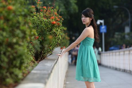 Asian teen Airi Suzuki shows her teeny tits and stands revealed in the nude outdoors