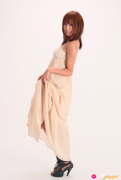 Fantastic Asian babe Sayuri Ono presents her petite tiny tits and her bald pussy