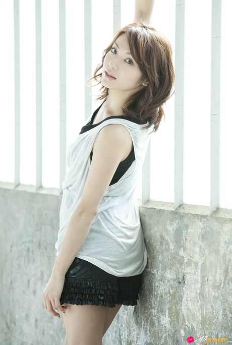 Asian covergirl Rina Uchiyama highlights her teeny tits and poses in a solo