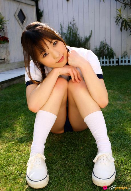 Asian teen Kei Suzukawa displays her tiny tits and poses in a solo