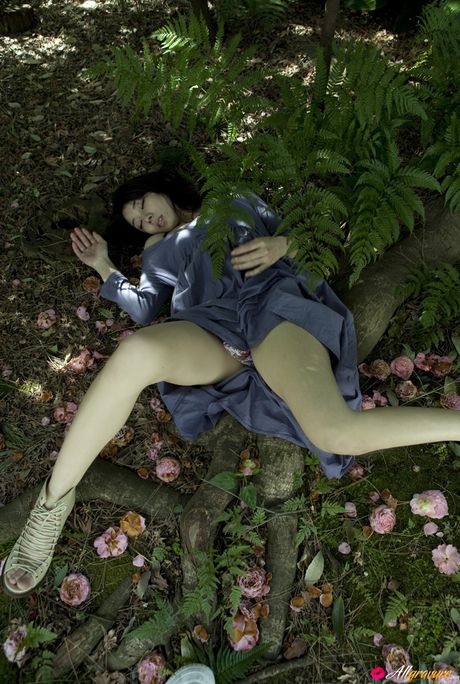 Bikini clad Asian babe Yume Sato strips to show her natural tits