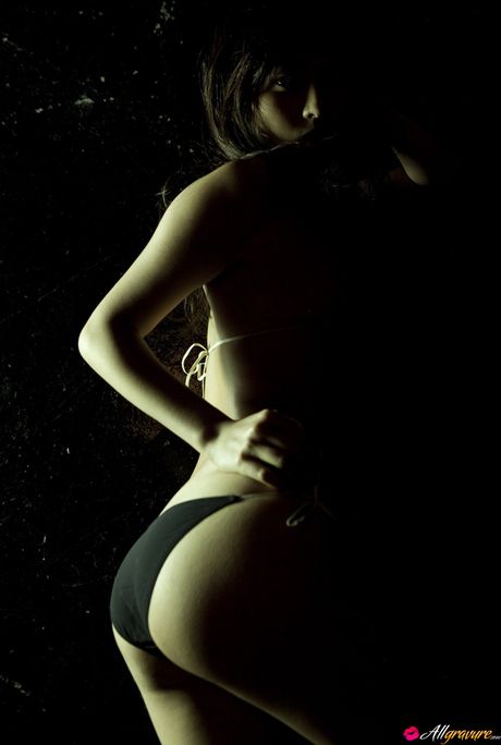 Asian cutie Mai Sasaki removes her dress and demonstrates her hot body