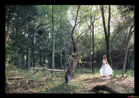 Asian babe Rina Nagasaki gets naked in a pool before a nude modelling gig