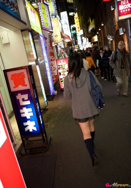 Lovely Asian teen Rinka flaunts her hot body and poses in a solo