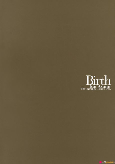 亞洲美女 Asami Kai 脫下比基尼，展示她的大胸部