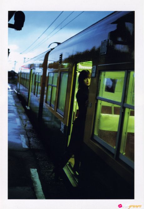 Asian teen Kasumi Nakane gets naked on a chair in a black dress