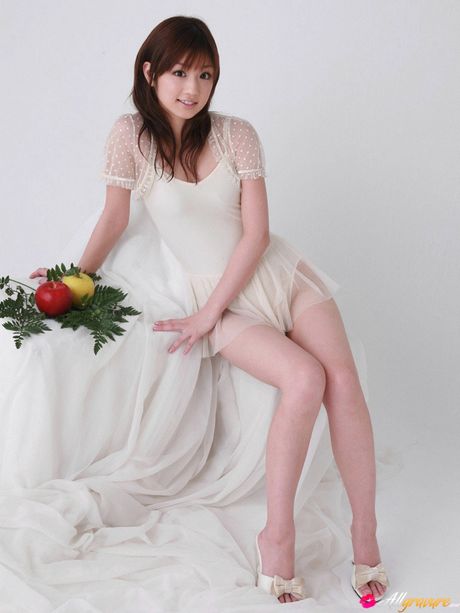 Brilliant japanese stunner Yuko Ogura exhibits her small tits and poses in a solo