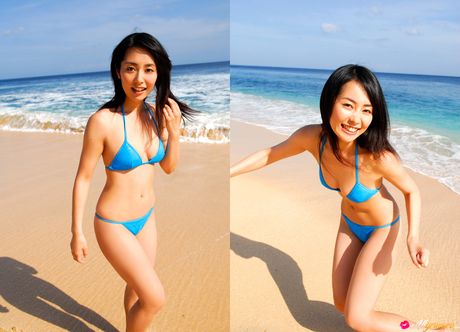 可愛い日本の可愛い谷桃子がビキニを脱いでおっぱいを露わにする