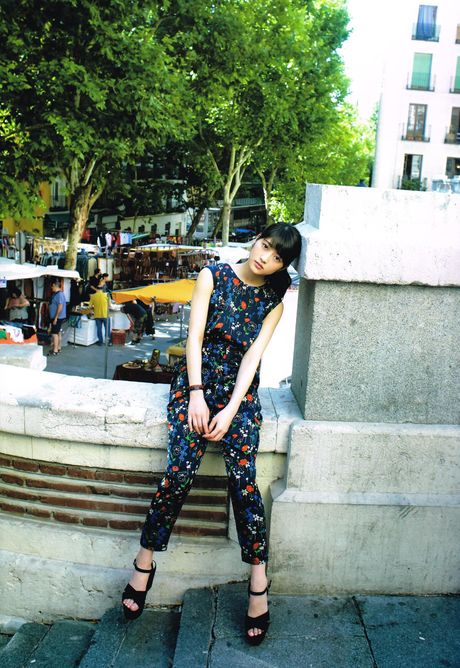 Asian girl Yumi Wakatsuki demonstrates her big tits and poses in the countryside