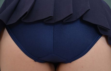 Asian girl Momo Watanabe exhibits her nice ass and poses in a solo