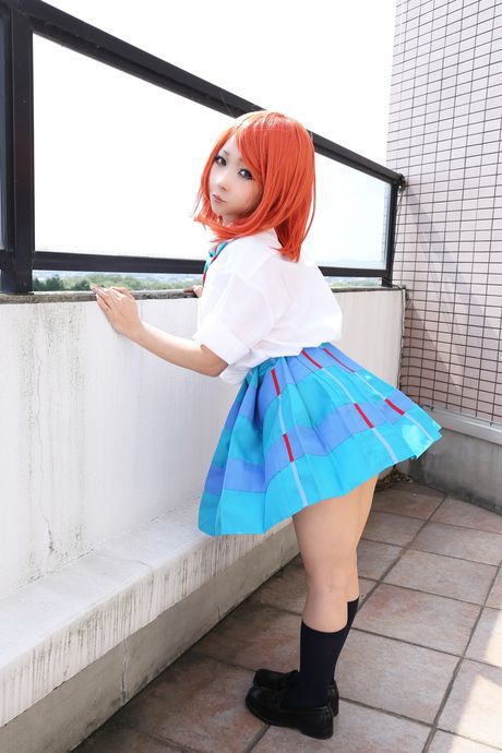 Redhead schoolgirl Higurashi Rin strips to her stockings and poses