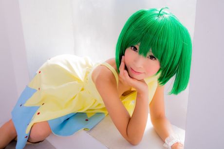 Asian beauty Yuki Mashiro shows her tiny tits and poses in a solo