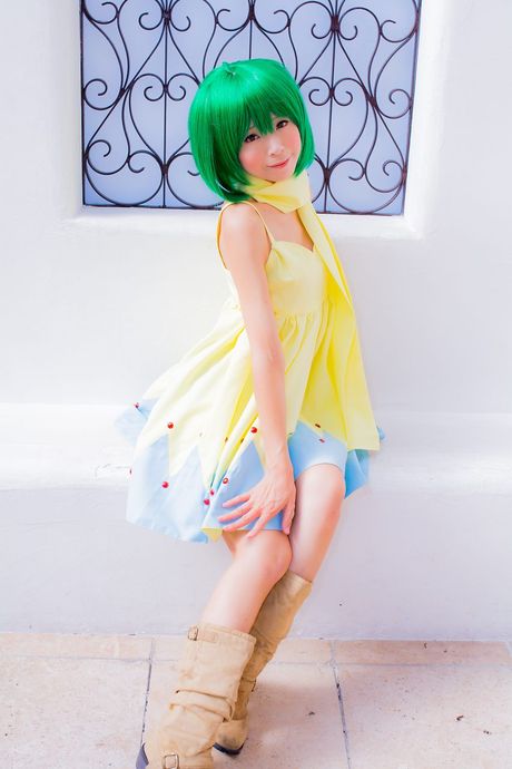 Asian beauty Yuki Mashiro shows her tiny tits and poses in a solo