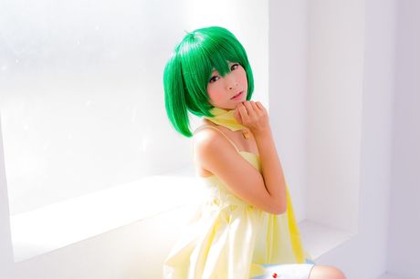 Asian beauty Yuki Mashiro shows her tiny tits and poses in a solo