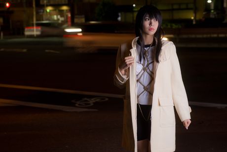 深色頭髮的少女 Sundome Iinkai 在運動後嘴裡充滿了精液