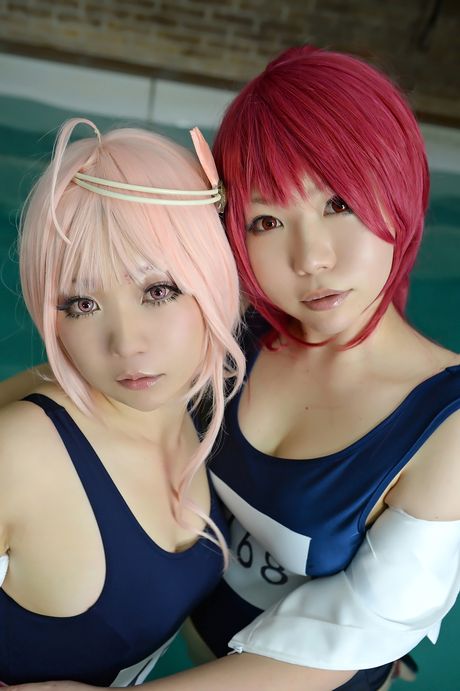Asian covergirl Higurashi Rin and her girlfriend get naked in a pool