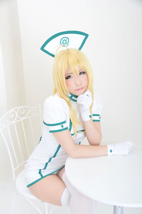 Blonde japanese stunner Haruka displays her hot ass and pussy in white stockings