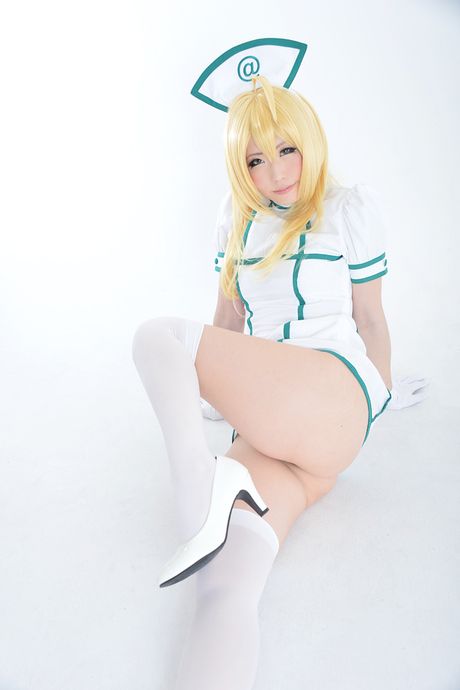 Blonde japanese stunner Haruka displays her hot ass and pussy in white stockings