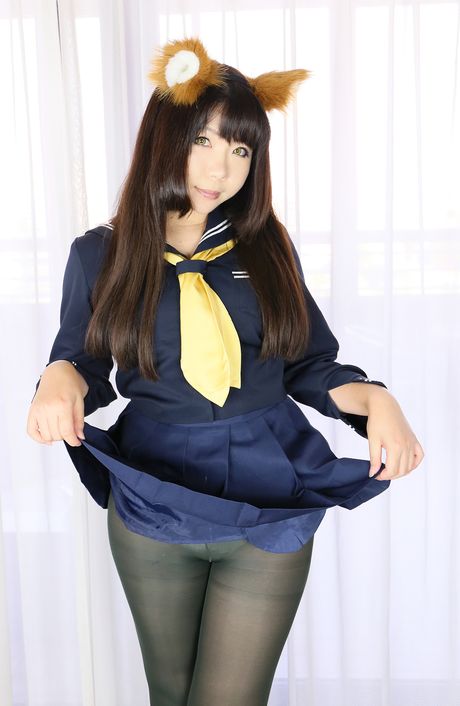 Gorgeous japanese teen Higurashi Rin is a fox with a sexy body