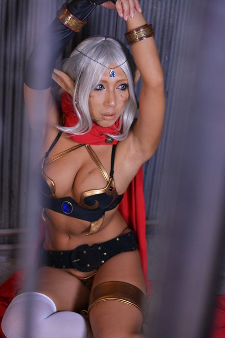 Asian girl Nonsummerjack displays her big boobs and poses in a solo