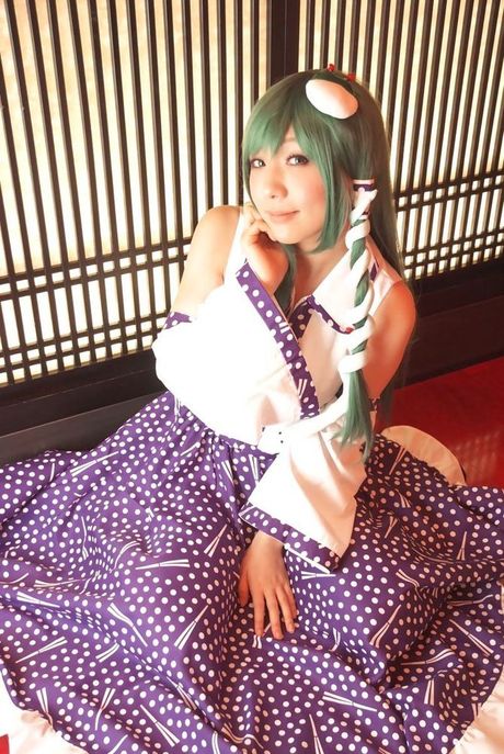 Asian girl Misaki Hanamura demonstrates her teeny tits and poses in a solo