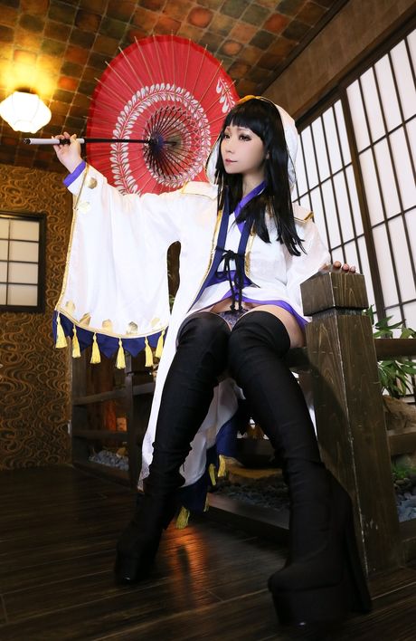 Asian babe Higurashi Rin sports a creampie after a masturbation session