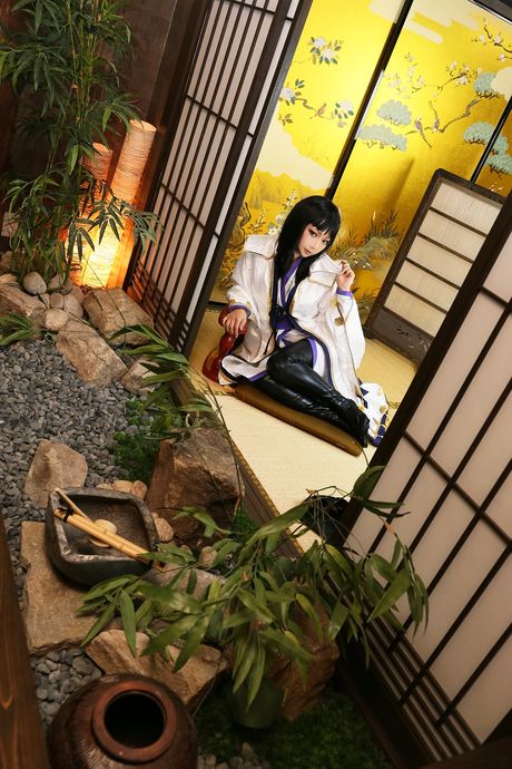 Asian babe Higurashi Rin sports a creampie after a masturbation session